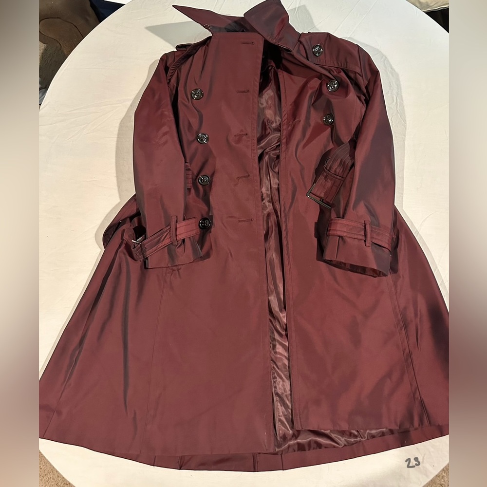 Burgundy trench coat | London Fog | Large
